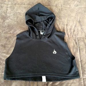 Brand New Ryderwear cropped sleeveless hoodie M